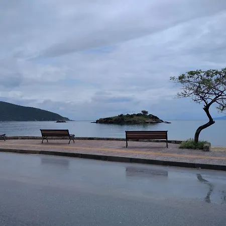 Apartment Island View *